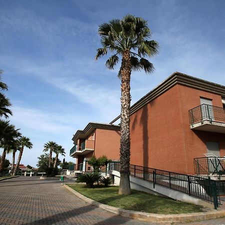 Residence Villaggio Del Sole Termoli Bagian luar foto