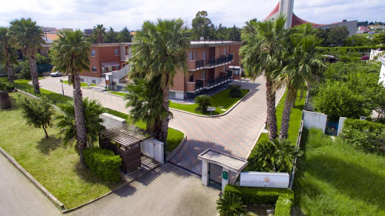 Residence Villaggio Del Sole Termoli Bagian luar foto